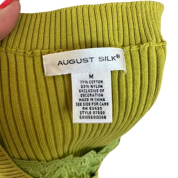 AUGUST SILK Chartreuse Green V Neck Top Size Medium - Picture 5 of 6